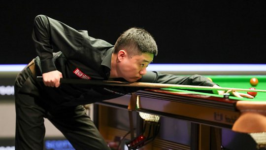 在球场上 在球场上