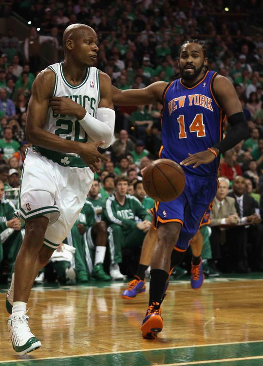 表现亮眼 表现亮眼